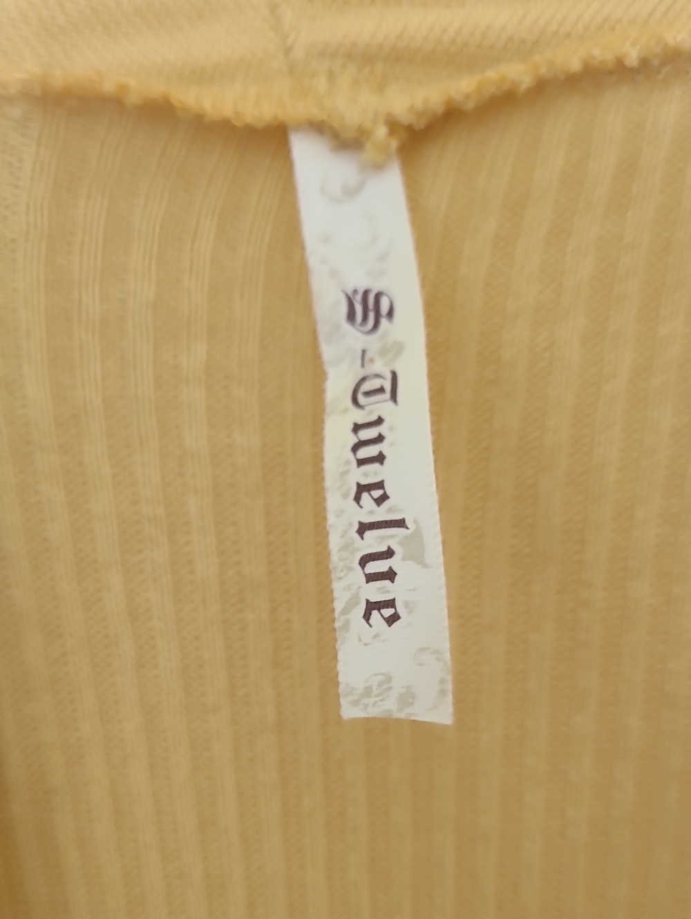 Yellow Wrap M - Picture 2 of 3